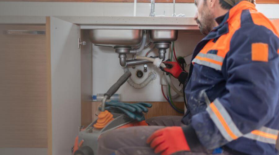 Professional tankless water heater installation services in Midwest, WY